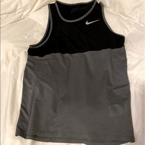 Nike men’s tank